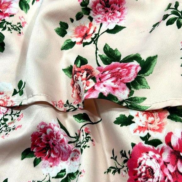 Forever 21‎ Plus Floral Cropped Blouse 0X - Picture 3 of 5